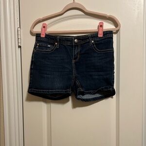 Natural Reflections Dark Blue Jean Shorts size 6 decorative stitching